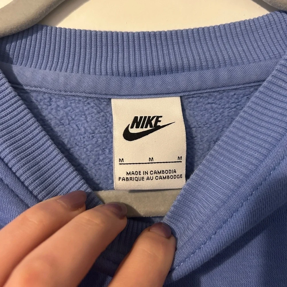 Nike Men's Crewneck in Vibrant Blue